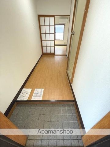 メーゾン三ツ木の玄関写真