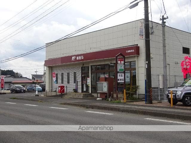 Acrossの周辺写真