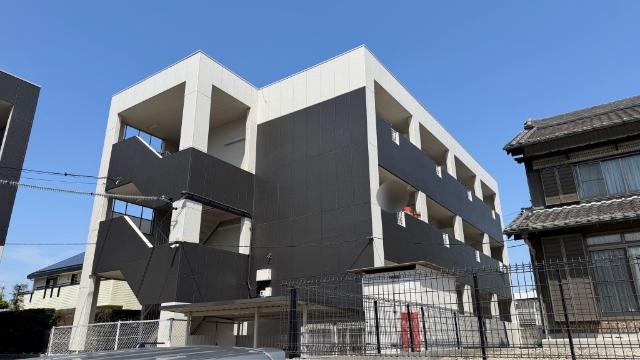 建物外観　外観写真（昼）