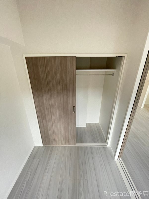 ＪＲ鹿児島本線 吉塚駅 徒歩5分 10階建 築6年の内装写真