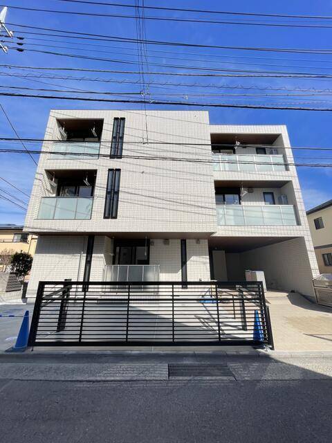建物外観　オートロック完備