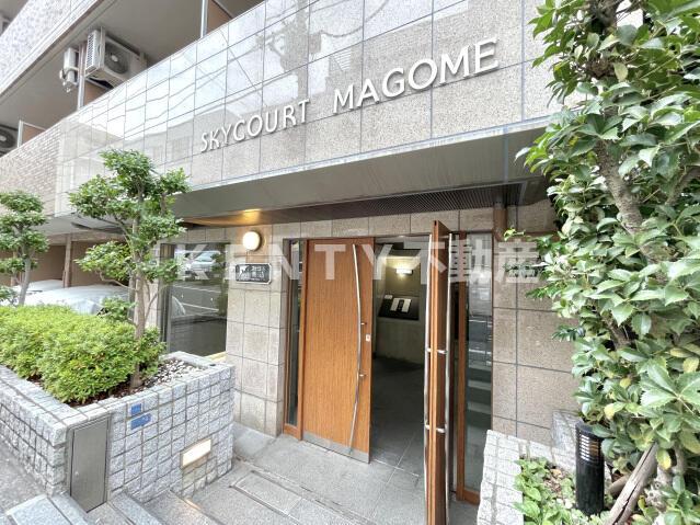 エントランス　ゆとりのあるエントランスです