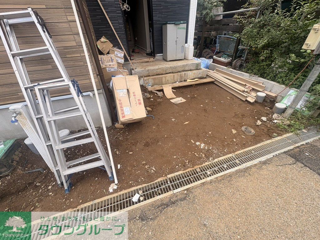 その他共有部分　建築中