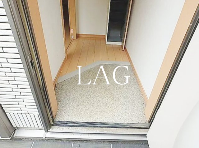 玄関　玄関です。
