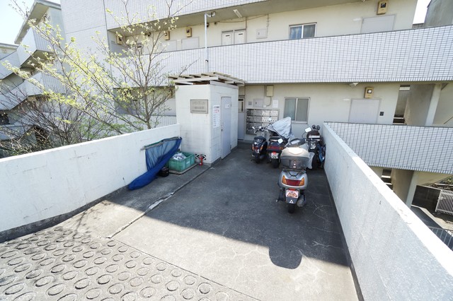 パレドール稲田堤IIIの外観写真