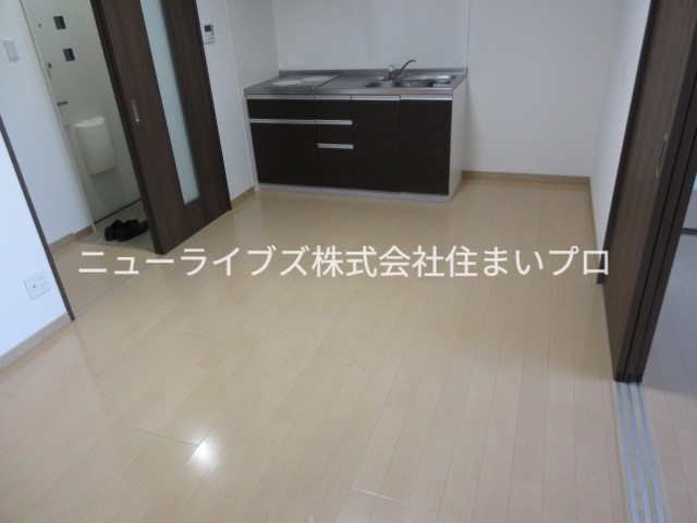 グレートヒルズ6の居間写真