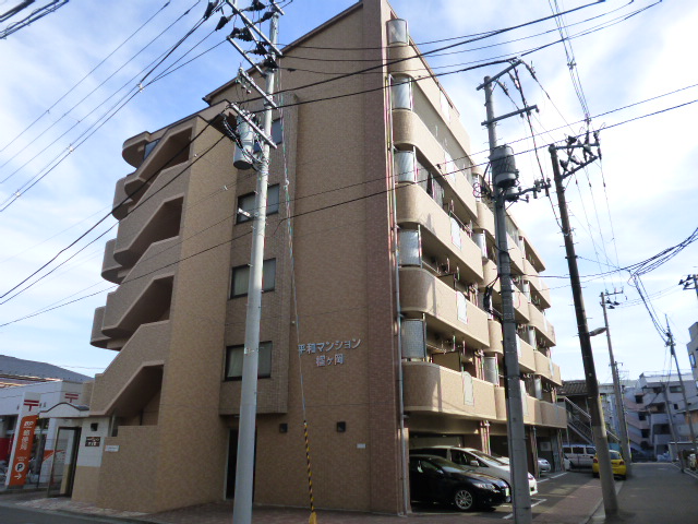 平和マンション榴ヶ岡の外観写真
