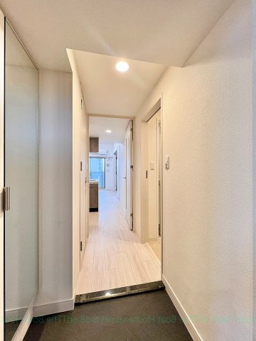 プレサンスNAGOYA覚王山の玄関写真