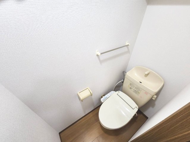 ＪＲ東海道本線 甲子園口駅 徒歩4分 5階建 築24年の居間写真