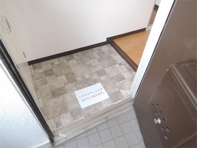 玄関　★お問い合わせはタウンハウジングまで★