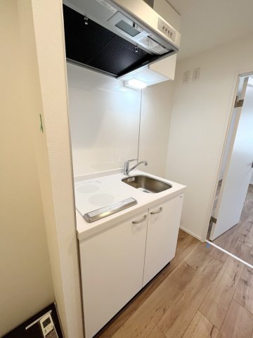 キッチン　（別タイプ参考写真）AGRATIO板橋本町　橋区富士見町1