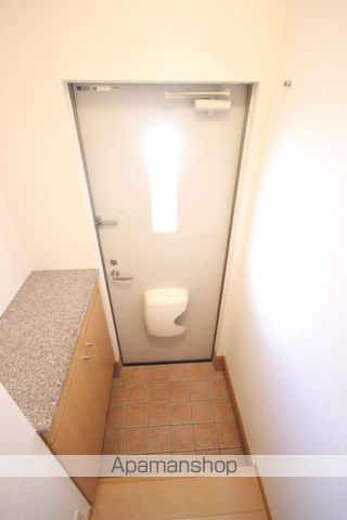 京成本線 鬼越駅 徒歩14分 2階建 築18年の玄関写真