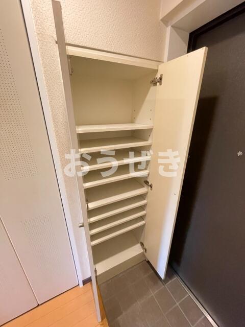 収納　401号室の写真です