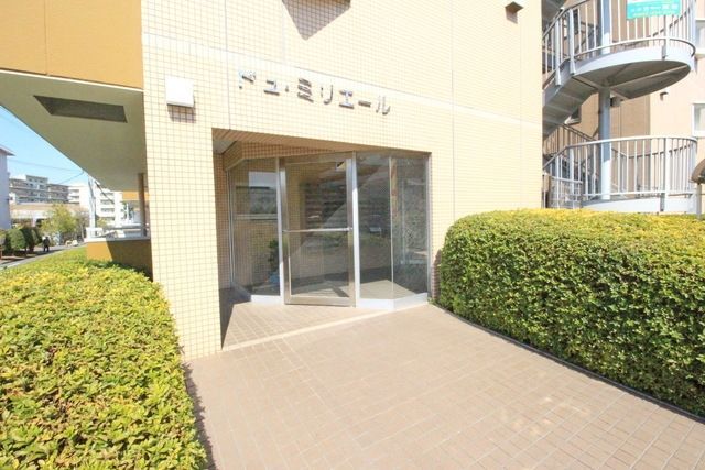 エントランス　★お問い合わせはタウンハウジング聖蹟桜ヶ丘店まで★