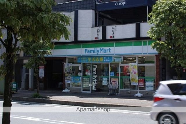 コンビニ　ファミリーマート川越三番町店（コンビニ）まで350m