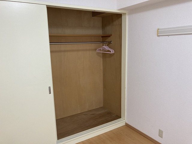 収納　同物件別部屋