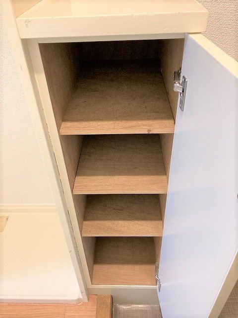 玄関　同物件別部屋