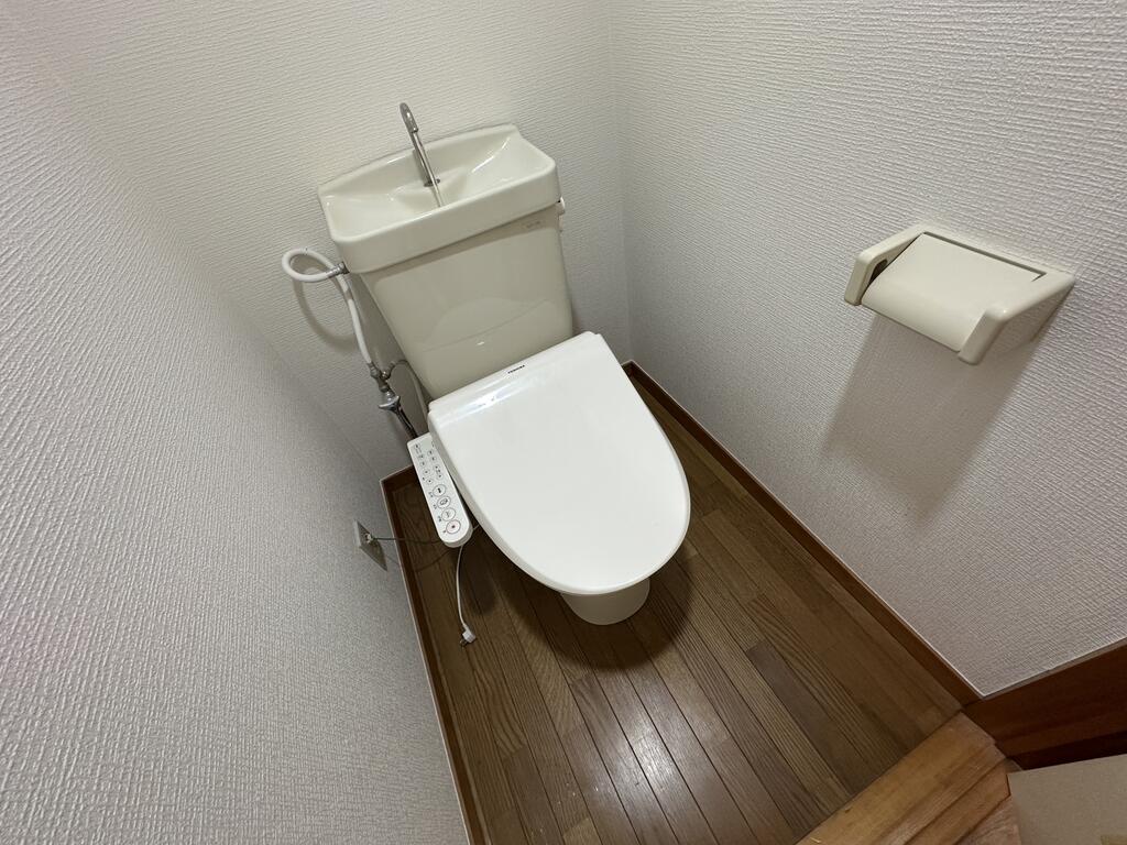 ピアリスマンションのトイレ写真
