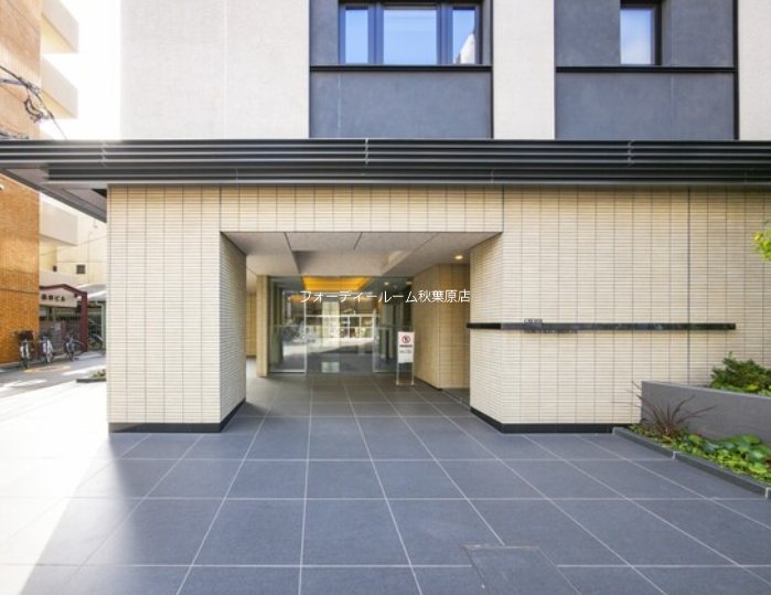 エントランス　★《見学予約受付中》当店では契約金がクレジット決済可能です★