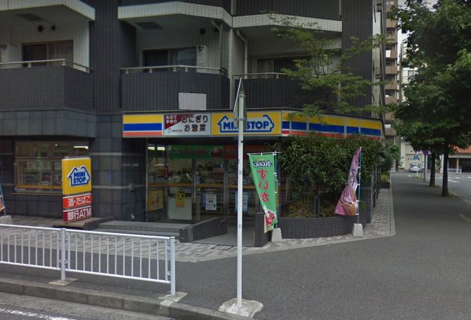 コンビニ　ミニストップ新横浜1丁目店（コンビニ）まで133m