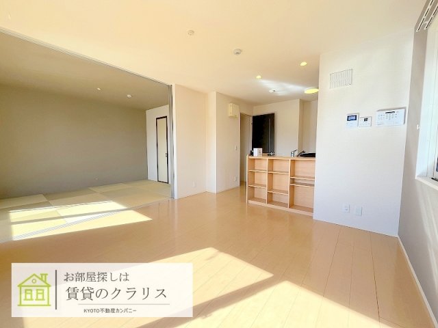 セジュール上西喜 B棟の居間写真