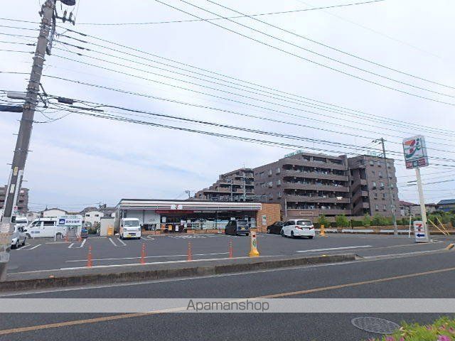 コンビニ　セブン－イレブン川口戸塚３丁目店（コンビニ）まで514m