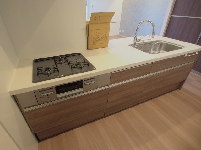 キッチン　※同じ間取りの別部屋のお写真です※