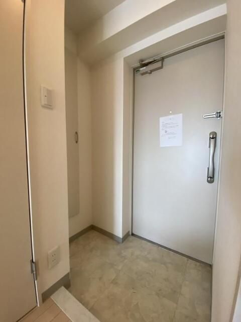 京王線 芦花公園駅 徒歩2分 6階建 築16年の玄関写真