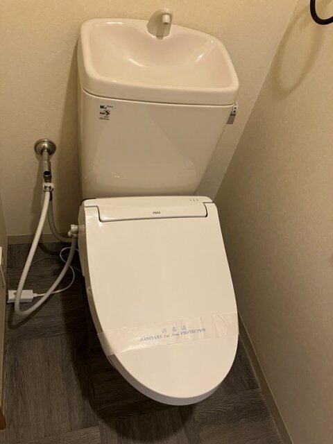 トイレ　落ち着いたトイレです