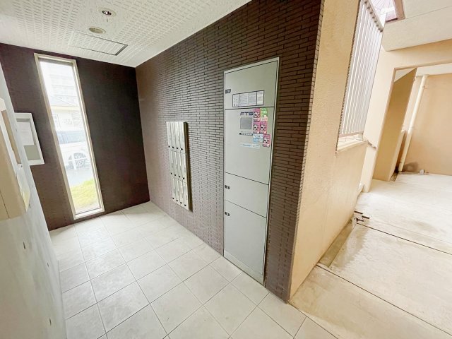 名鉄常滑線 大江駅 徒歩10分 3階建 築12年の外観写真