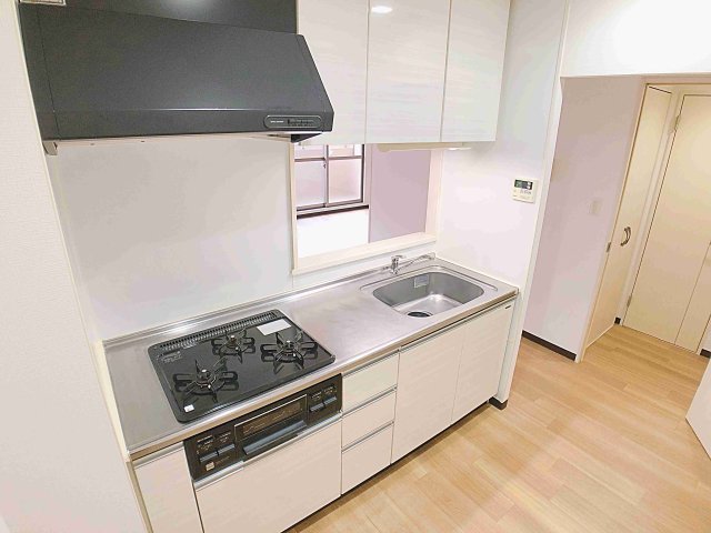 名鉄常滑線 大江駅 徒歩10分 3階建 築12年のキッチン写真