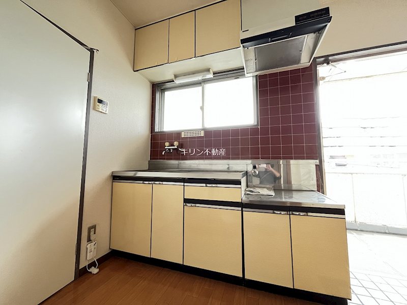 キッチン　同建会社同モデル