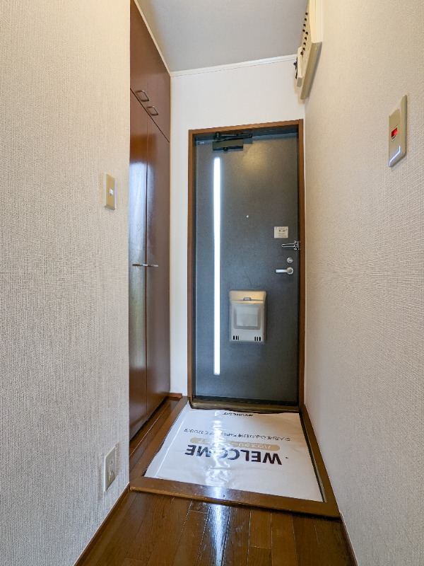 玄関　図面と現状に相違がある場合には現状を優先