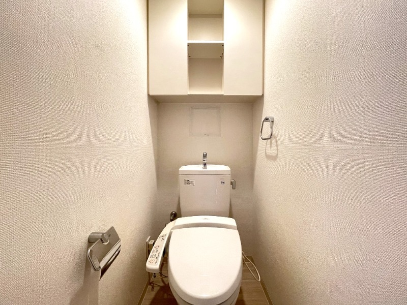 ワコーレディアルクス三宮のトイレ写真