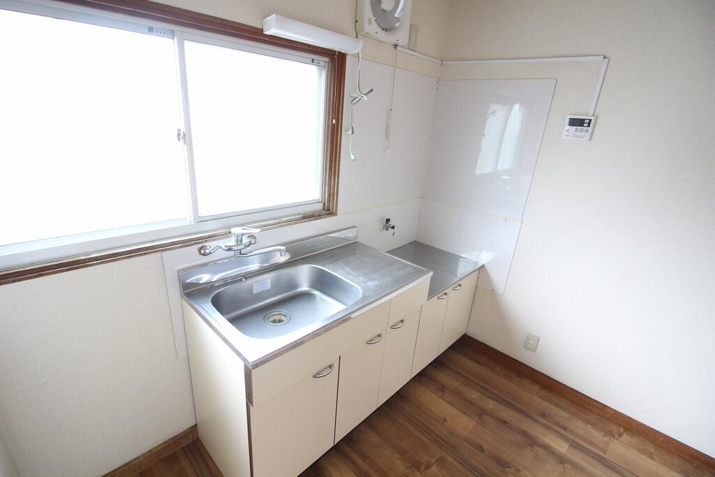 キッチン　反転・同型タイプ