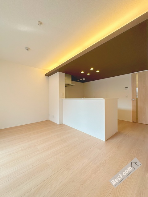 Maison EspoirIIIの居間写真