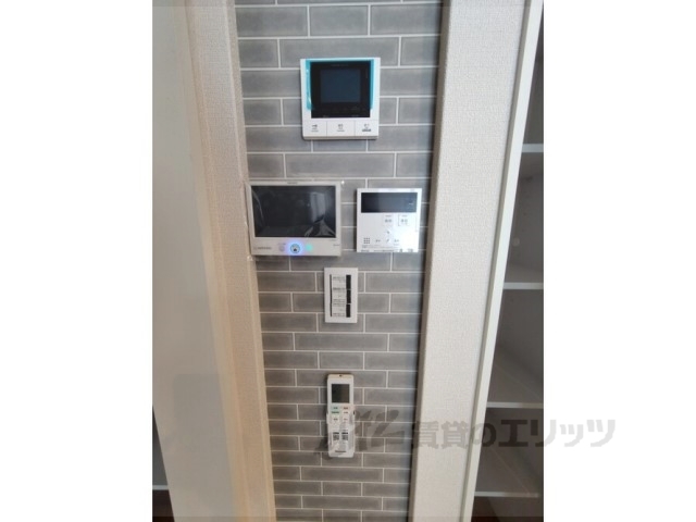 その他設備　給湯器リモコン