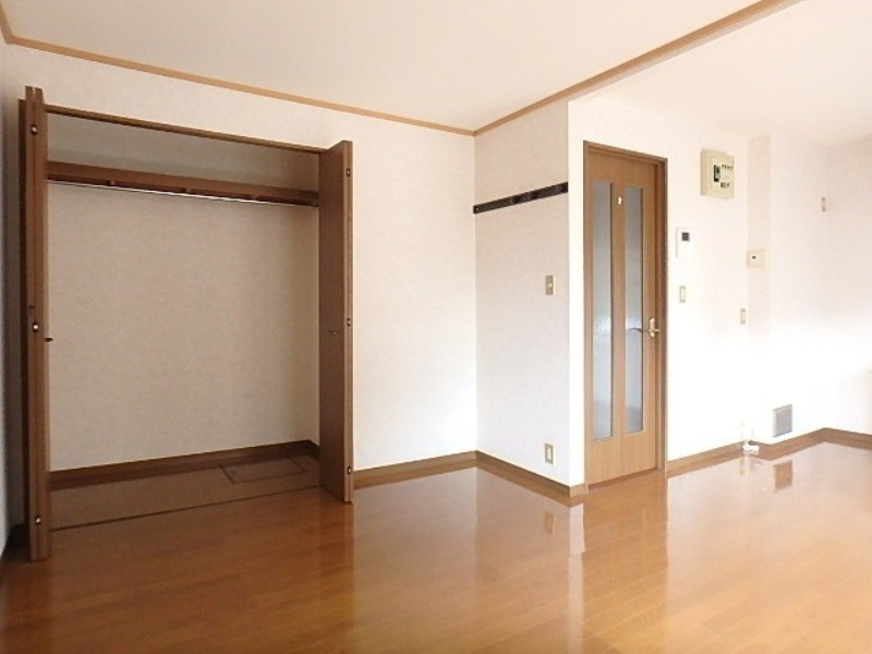 収納　図面と現状に相違がある場合には現状を優先
