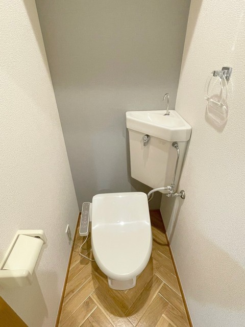 トイレ　★温水洗浄便座★