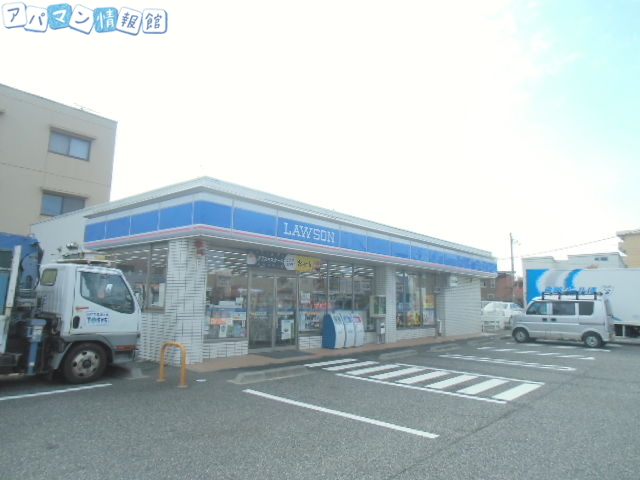 コンビニ　ローソン新潟高志店（コンビニ）まで735m