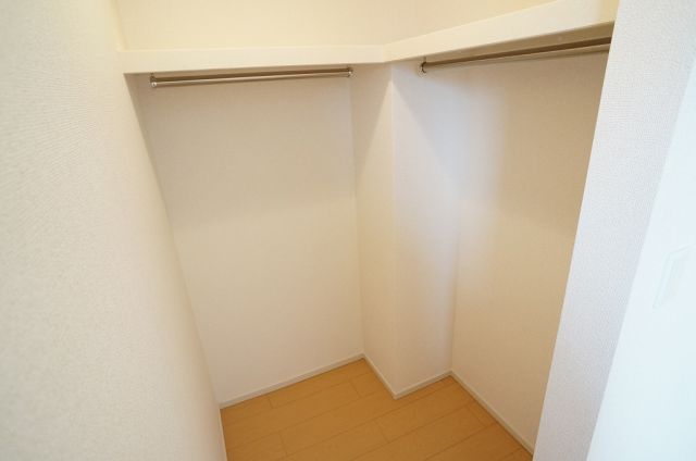 東武日光線 下今市駅 バス乗車時間：10分 最寄りバス停で下車 徒歩9分 2階建 築14年の内装写真