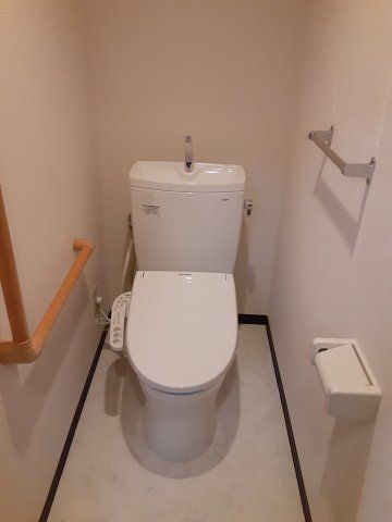 エスボヌールのトイレ写真