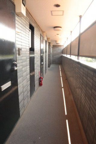 ロビー　建物の内部です