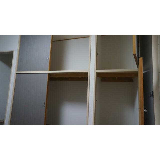 収納　広々としたリビング。キッチン大