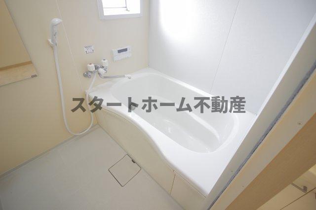 バス・シャワールーム　日々の疲れを癒すお風呂付です