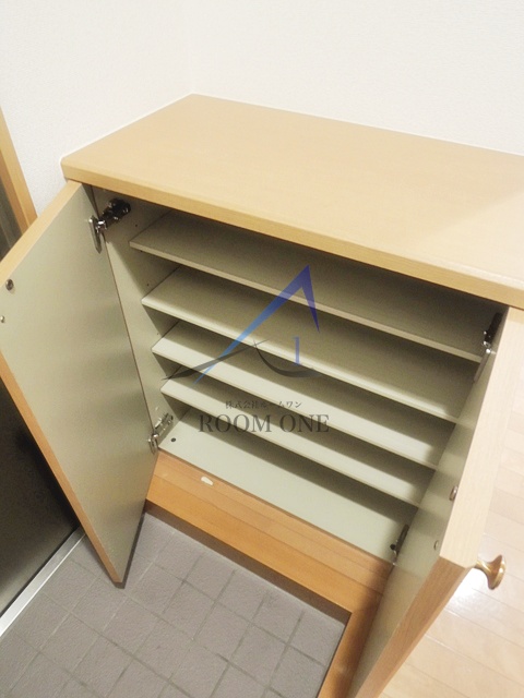 玄関　玄関です。