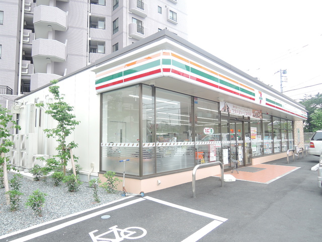 コンビニ　セブン－イレブン　さいたま南本町２丁目店（コンビニ）まで350m
