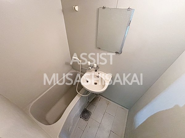 バス・シャワールーム　※同建物別号室