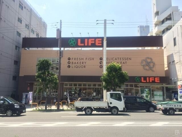スーパー　ライフ清水谷店（スーパー）まで447m