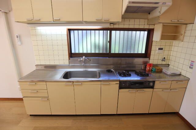 ＪＲ中央線 三鷹駅 徒歩19分 2階建 築51年のキッチン写真